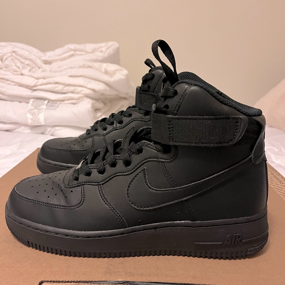 Nike Air Force 1 High 07 New Never Worn